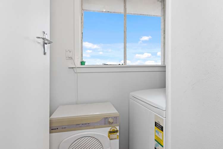 2/61 Rochester Street Linwood_9