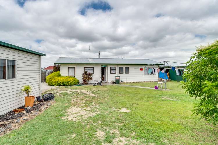 338 Flaxmere Avenue Flaxmere_14