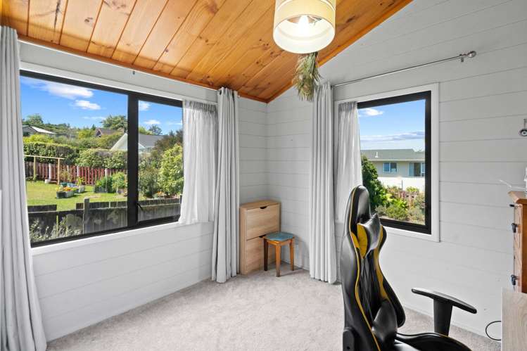 16 Matipo Street Eastbourne_13