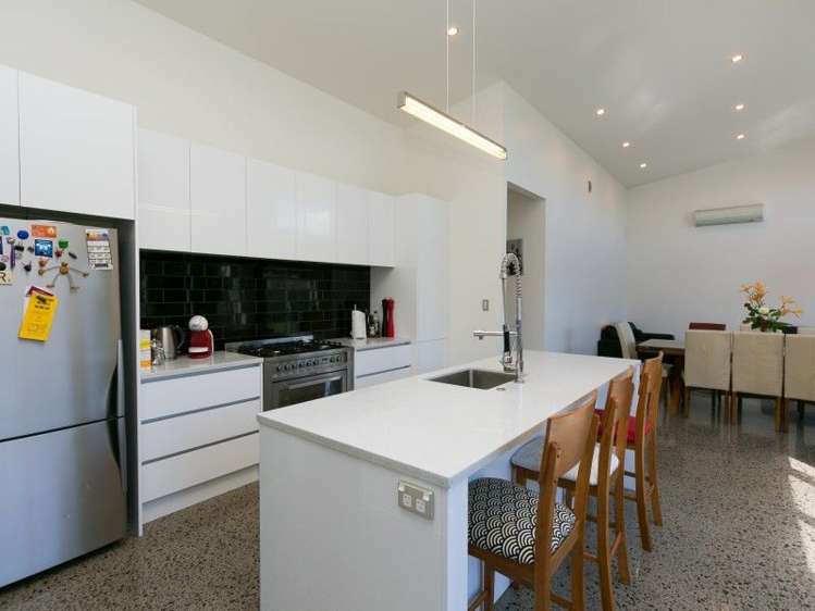 47 Links Drive Waiwhakaiho_6