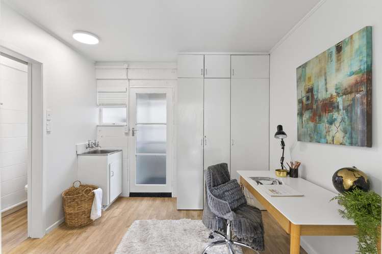 2/4 Cecil Road Milford_13
