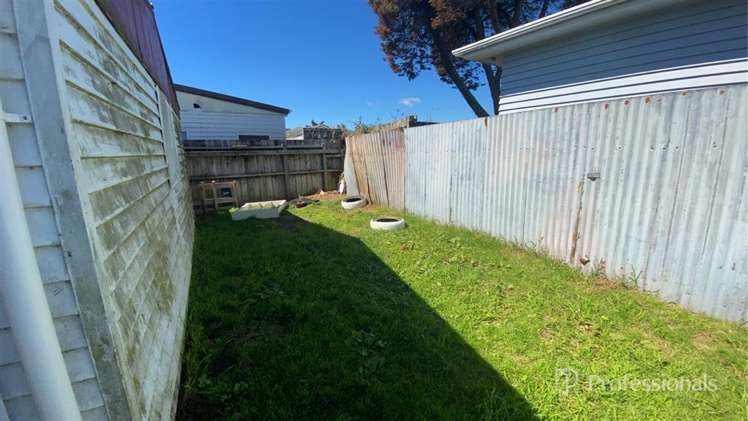 1/49 Eastburn Street Papakura_5
