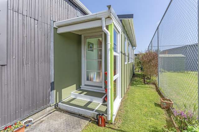 51b Cumming Street Okato_3