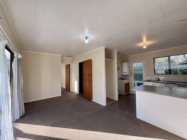 2/45A Mildmay Road Henderson_3