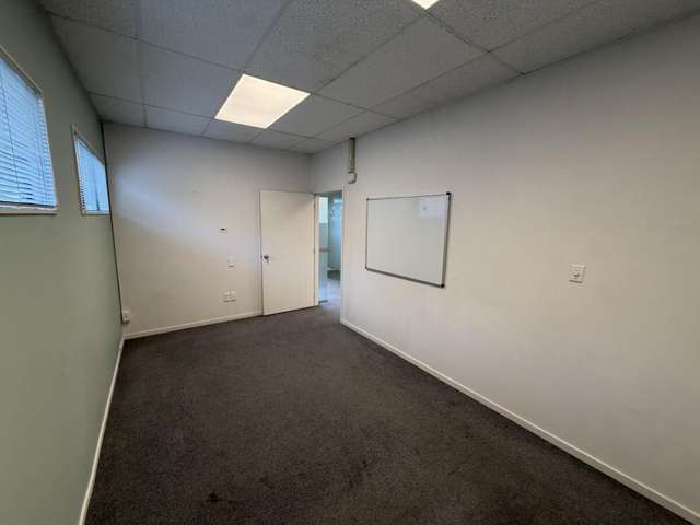 402A Titirangi Road Titirangi_1