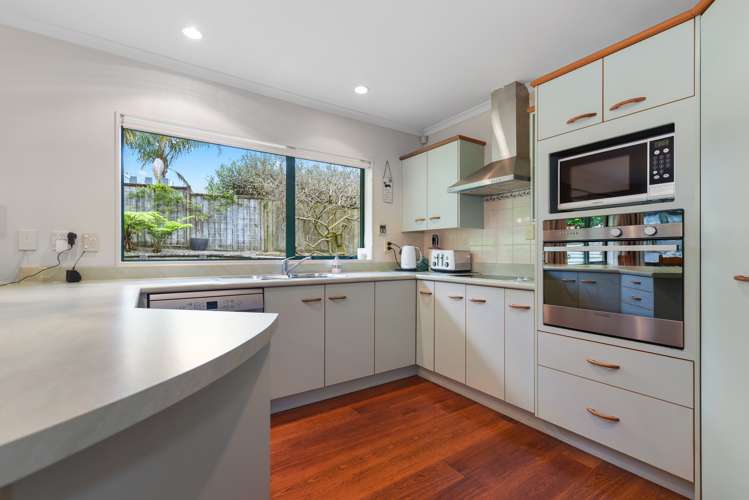 13 Guernsey Place Grandview Heights_4