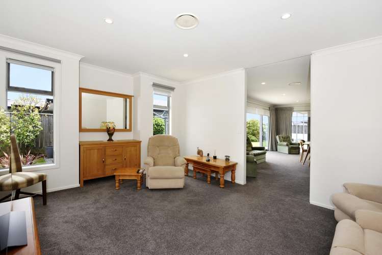 14 Cupola Crescent Richmond_12