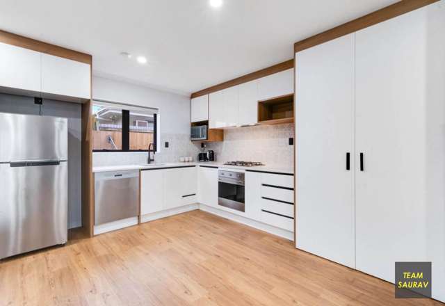 Modern Family Home in Papatoetoe!