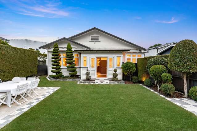 Style, Charm & Sophistication