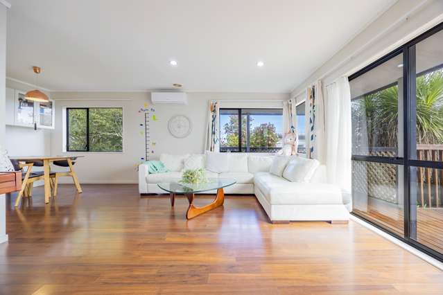 2/16 James Street Bayview_3