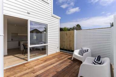 Lot 1/4 Towra Place_2