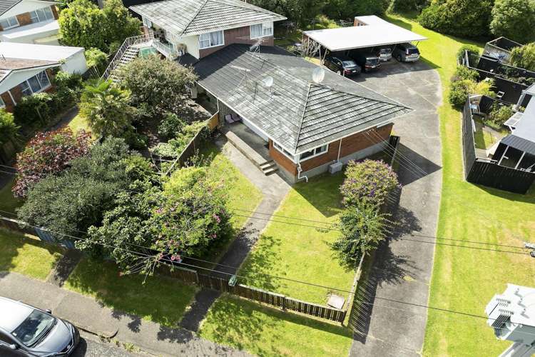 Flat 1/17 Peek Street Ellerslie_13