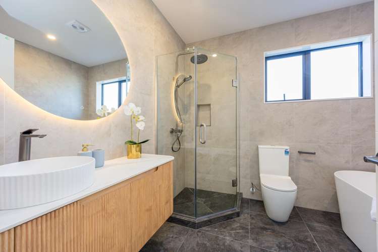 52 Tipu Crescent Milldale_19