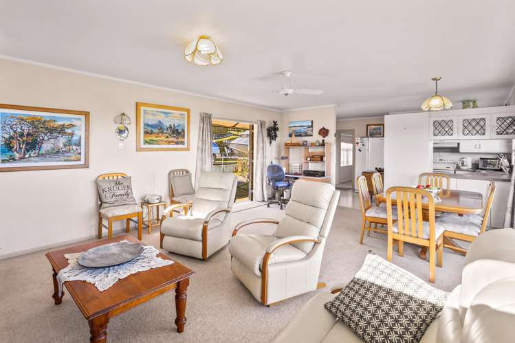 803 Richmond Street Thames_6