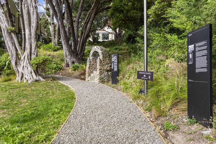 12 Jean Caldwell Way Island Bay_19