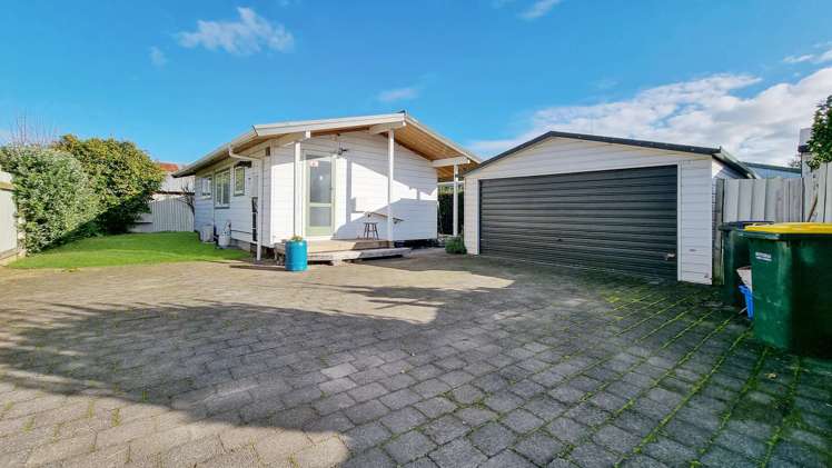 30 Neil Road Fairy Springs_10