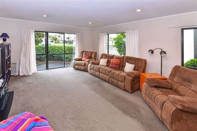 27 Ksenia Drive Flat Bush_2