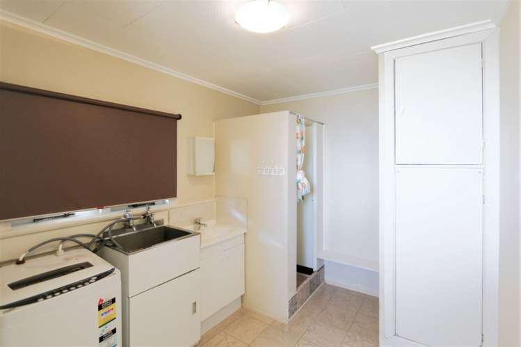 1/40a West Coast Road Glen Eden_6