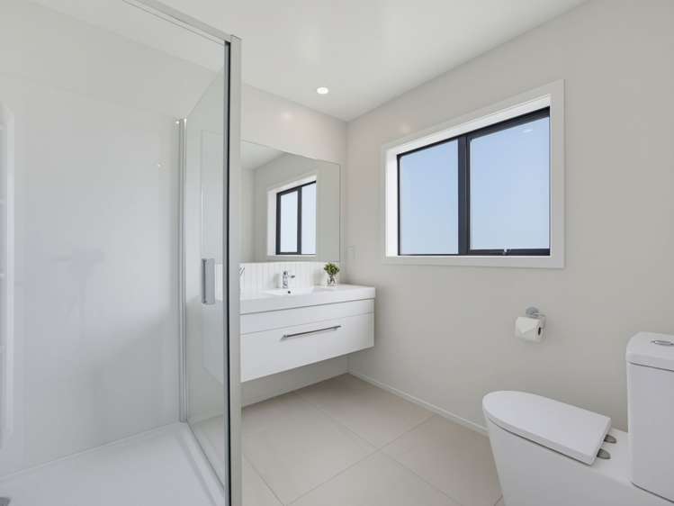 33 Farnworth Tce Churton Park_16