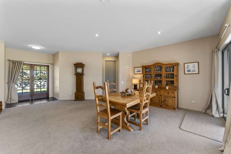 89 Totara View Road Wakefield_9