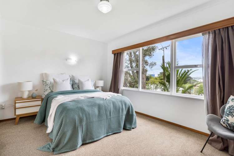 15 Rambler Crescent Beach Haven_9