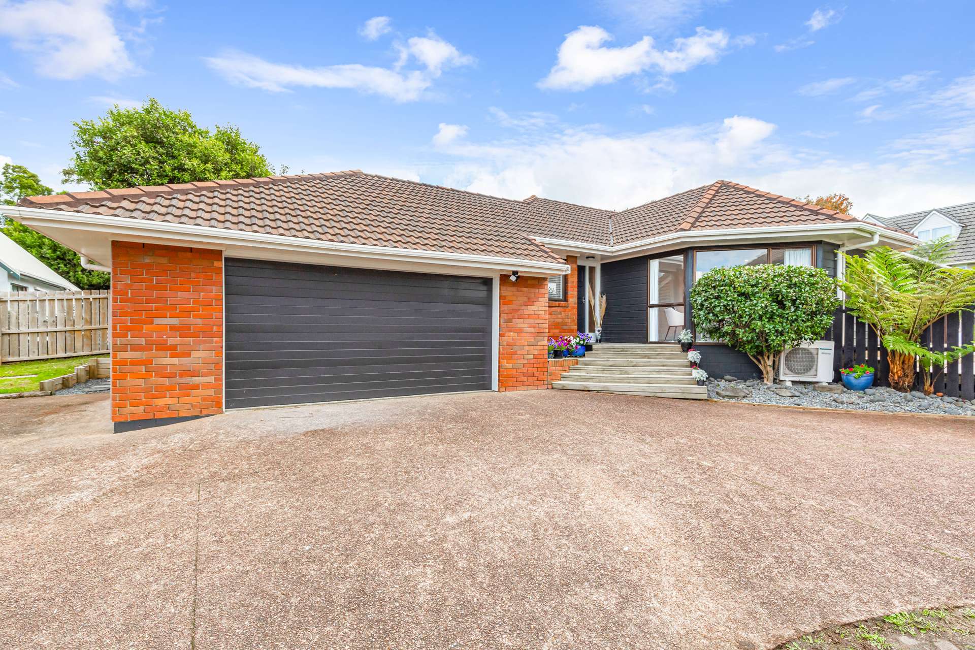 2/190 Norman Lesser Drive Saint Johns_0