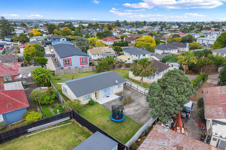 2/3 Ellen Street Manurewa_18