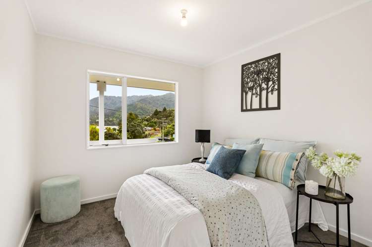 37 Foster Avenue Huia_9