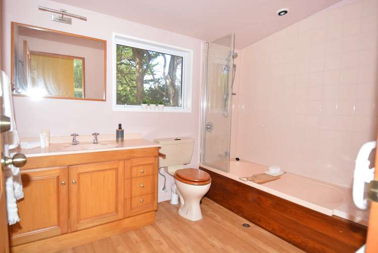 33 Rakiura Parade Otatara_19