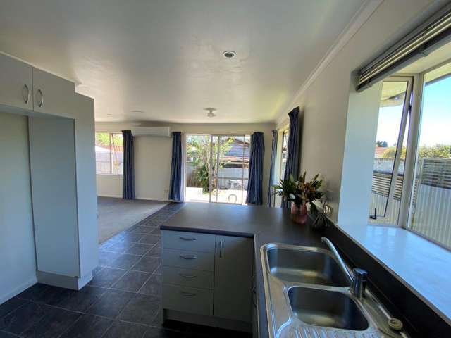 30 Feary Crescent Takaka_4