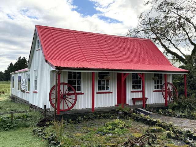 18 and 22 Harihari Township Road Harihari_1