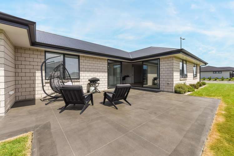 33 Woodley Road Richmond_19