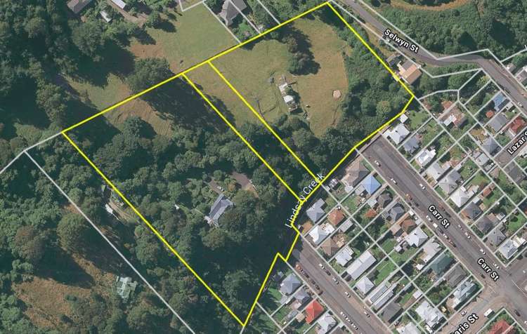 42 & 44 Crown Street North East Valley_34