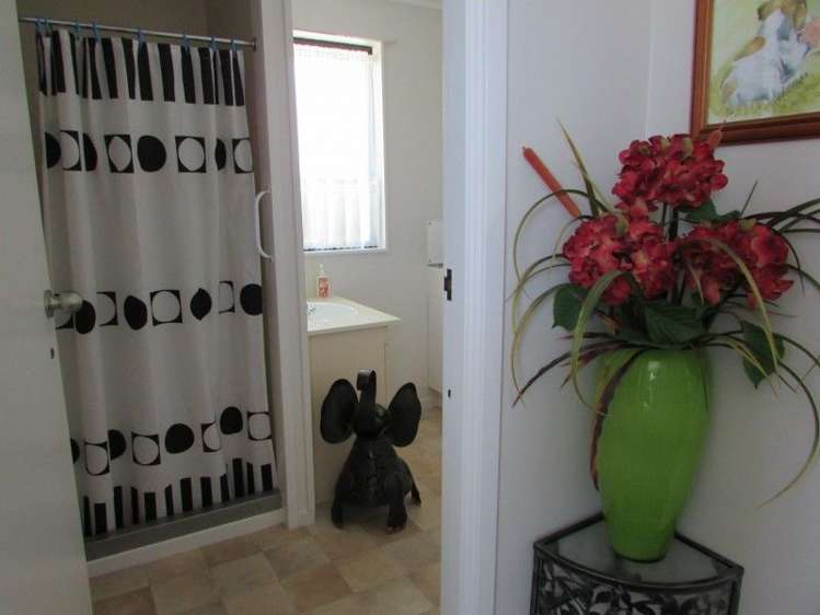 12 Ashcroft Place Richmond_4