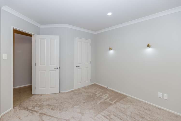 32 Miers Glade Rototuna North_22