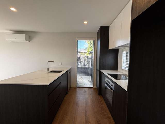2/44 Shirley Road Shirley_1