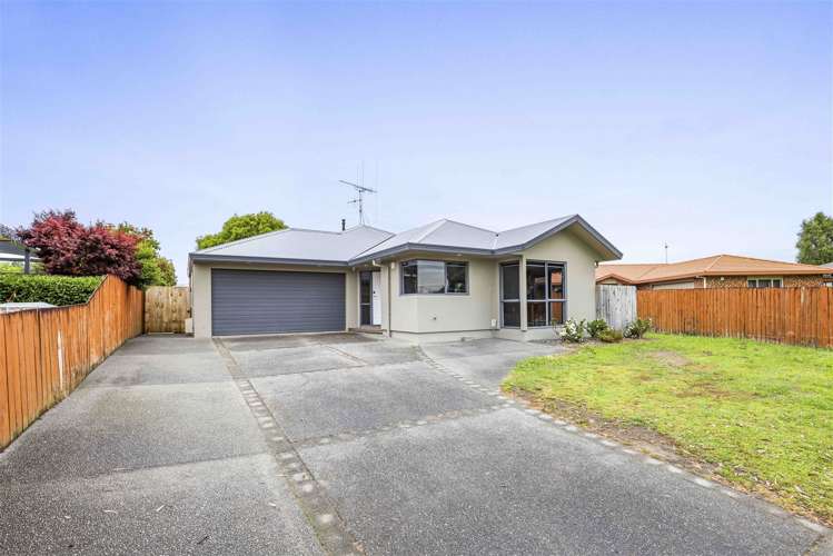 61 Diomede Glade Flagstaff_1