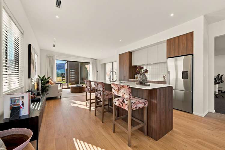 178 Burdon Loop Lake Hawea_6