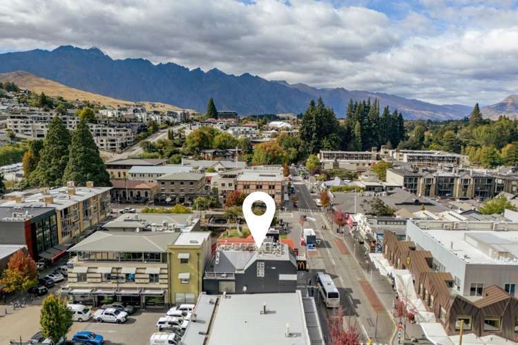 29 Camp Street Queenstown_14