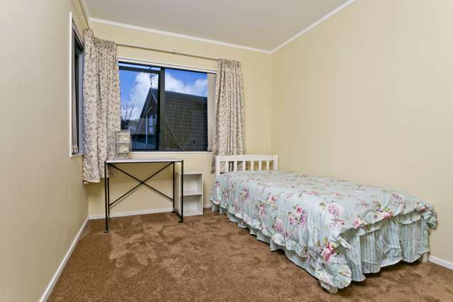 14 Goldfinch Rise Unsworth Heights_2