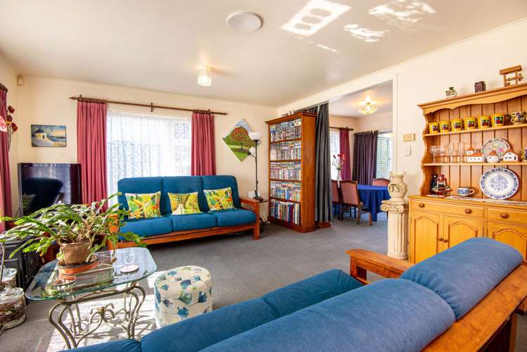 457 Warspite Avenue_3