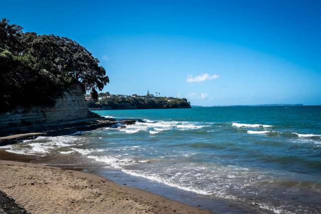 1&2/32 Kowhai Road Campbells Bay_2