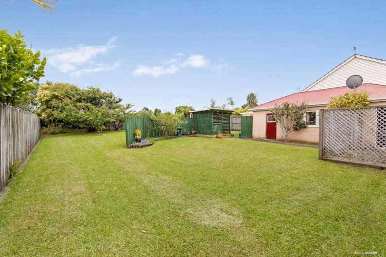 22 Niccol Avenue Narrow Neck_2