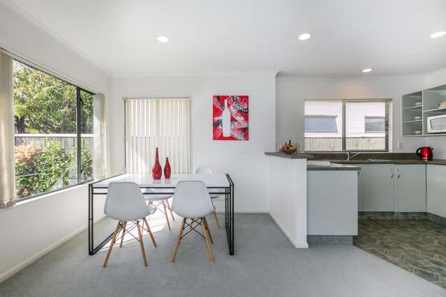 2/28 Park Road Greenmeadows_3