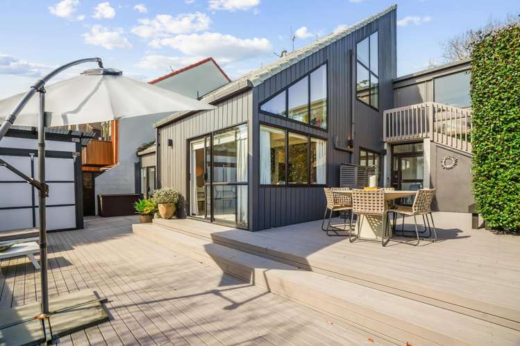 3/24 Nihill Crescent_0