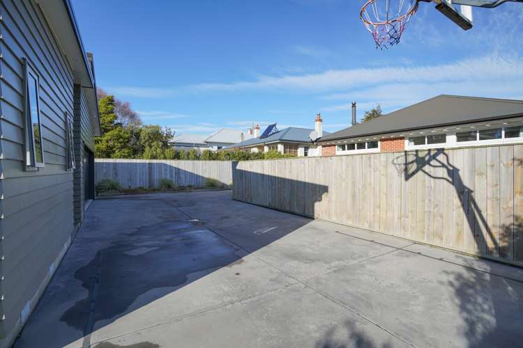 48 Louisa Street Gladstone_26