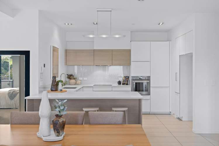 104/2 Bluegrey Avenue_5