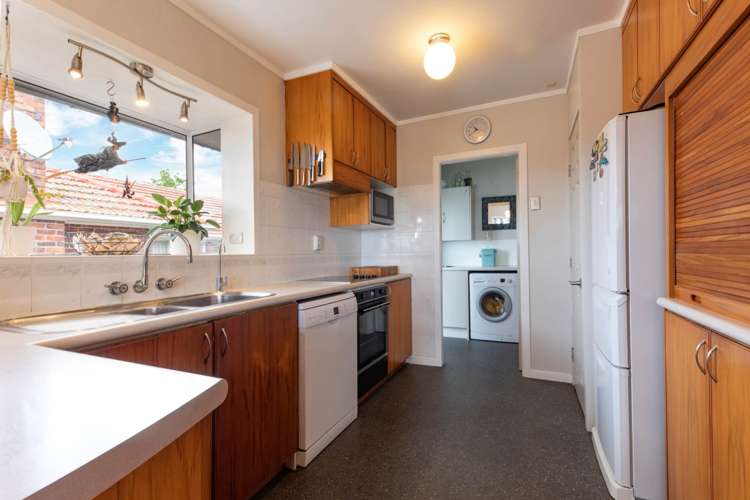 8 Tiki Street New Lynn_9