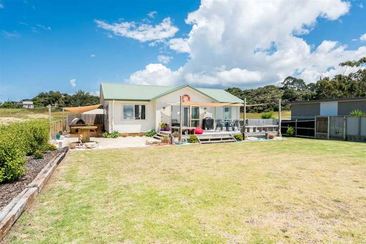 9 Beachcomber Road Mangawhai Heads_24