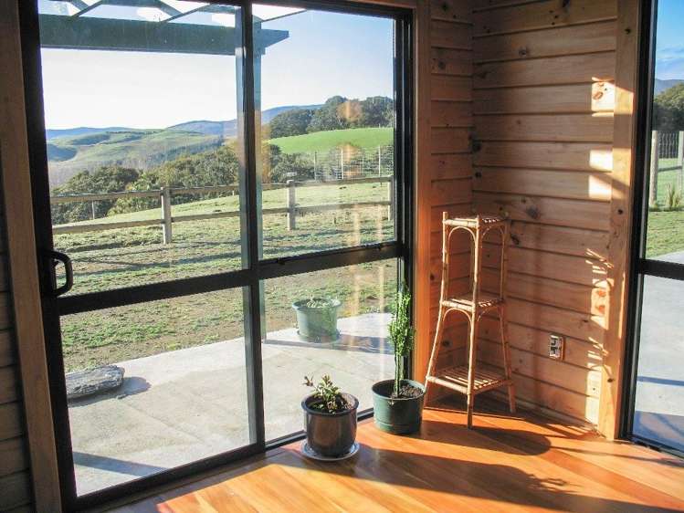 277 Gully Road Tuatapere_6